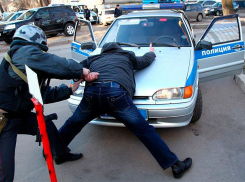 Два афериста из Ростовской области похитили больше 1,7 миллиарда рублей