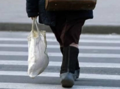 Женщина получила множественные травмы под колесами иномарки в Ростове