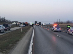 Стал известен возраст погибших в крупном ДТП в Ростовской области