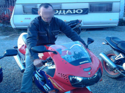 Перед гибелью 4-летний ребенок из Ростовской области несколько часов катался по поселку на квадроцикле 