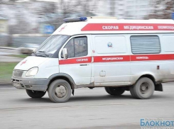 В Ростове в результате столкновения Hyundai и Volkswagen пострадал ребенок