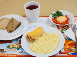 В Ростовской области возникли проблемы с бесплатным питанием школьников