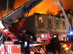 В Ростове на Ленина сгорело кафе «Анжелика»