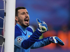 Вратарь сборной России оказался лучшим футболистом «Ростова» в октябре