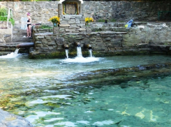 Местные жители призывают прекратить пьянки на Святом роднике в Ростове