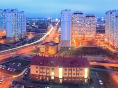 Погреться на новой остановке в ожидании своих автобусов смогут жители ростовской Левенцовки