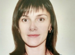 Молодая кареглазая брюнетка с тремя шрамами на ключице пропала в Ростовской области