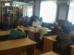Скандал с увольнением учителя набирает обороты: чиновники пообещали навести порядок в техникуме в Ростовской области