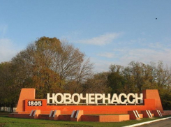 В Новочеркасске 17-летняя ученица школы № 9 найдена повешенной