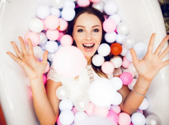 Полину Диброву раскритиковали за вульгарный наряд