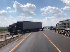 В Ростовской области 35-летняя водитель попала в смертельное ДТП  