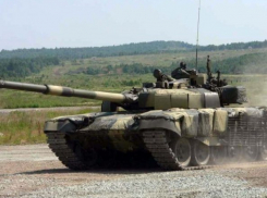 СНБО Украины: с территории Ростовской области в Украину прорвались 7 танков