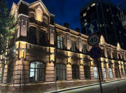 Дореволюционный купеческий особняк отреставрировали в Ростове на Береговой