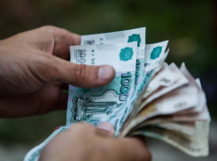 «Решалой» прикинулся ростовский бизнесмен перед женой своего заместителя