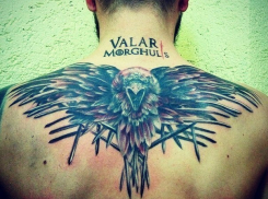 Ростовчанин сделал татуировку с кадрами из «Игры Престолов» после предложения Милонова запретить сериал