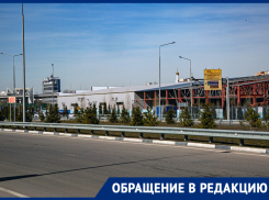 Ростовчане пожаловались на ужасный ангар, который строят в парке Левобережный