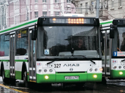 На автобусы в Ростове установят камеры фиксации нарушений ПДД