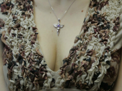 Мать с дочерью обнаружили в Ростове невероятно красивые подарки для своей знакомой