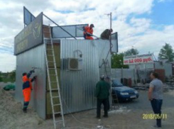 Чертову дюжину похоронных ларьков убрали с одной улицы Ростова