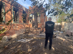 На Дону следователи начали проверку после гибели супругов из-за ландшафтного пожара 