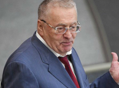 «Налог на жадность» придумали возмущенные дорогим бензином ростовские сторонники Жириновского