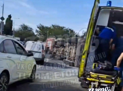 В Ростовской области столкнулись грузовик и пассажирский автобус 