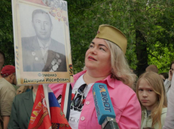 «Праздник со слезами на глазах»: ростовчане рассказали, чьи фотографии несли на «Бессмертном полку»