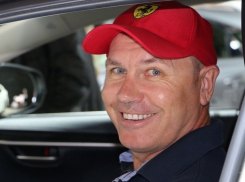 Известного общественника и автоблогера в Ростове поздравляют с днем рождения 