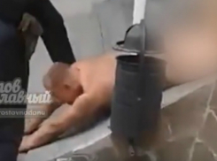 Голый мужчина пугал своим видом прохожих в западном микрорайоне Ростова