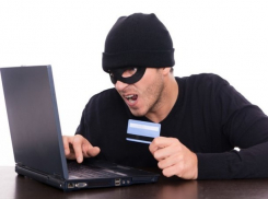 Выдуманную модную одежду продавал житель Ростовской области в социальной сети