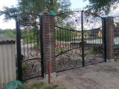 В Ростовской области жители станицы Раздорской лишились дороги к пляжу