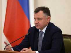 «Мы стали звездами»: Слюсарь раскритиковал ситуацию с «самой безопасной дорогой» под Ростовом