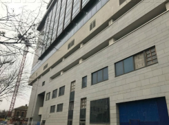 Срыв сроков сдачи отеля Hyatt оценили в 767 млн рублей в Ростове