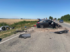 Пять человек погибли в страшном ДТП в Ростовской области