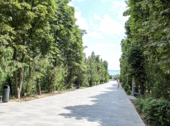 В Таганроге закрыли для посещения прибрежные зоны отдыха и все парки