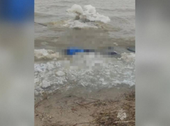 В Таганрогском заливе нашли тело мужчины