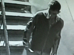 Спасающийся от потусторонних сил житель Ростова серьезно повредил два автомобиля