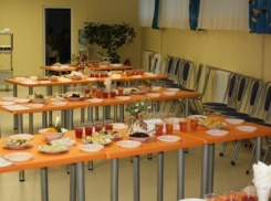 Воспитанников одного из ростовских детских садов кормили крупой с вредителями