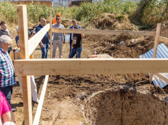 Власти Таганрога пообещали отремонтировать самотечный коллектор к декабрю 2023 года