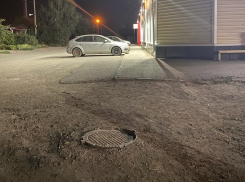 В Ростовской области девушка спасла ребенка, провалившегося в люк