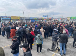 Мужчина отправится в колонию за стрельбу на овощном рынке под Ростовом