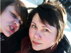 Дочь писательницы из Ростова получила ранения во время взрыва в метро Санкт-Петербурга