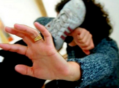 Жестоко избитая своим возлюбленным женщина скончалась в больнице Ростовской области