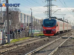 В Ростовской области сошли с рельсов вагоны грузового поезда