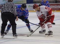 После сухой победы над «Славутичем» ХК «Ростов» возглавляет турнирную таблицу