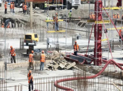 Резонансную «зарплатную» забастовку прекратили строители «Ростов Арены»