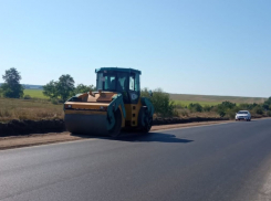 В Ростовской области отремонтируют тысячу дорог к 2026 году 