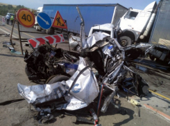 На виновного в аварии на трассе водителя грузовика МАЗ заведут уголовное дело в Ростовской области