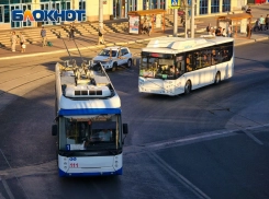 В Ростове после урагана продолжаются перебои в работе трамваев и троллейбусов