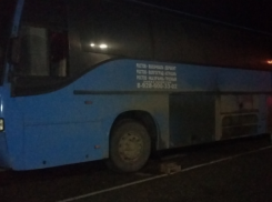 По пути в Ростов на трассе «Кавказ» загорелся рейсовый автобус